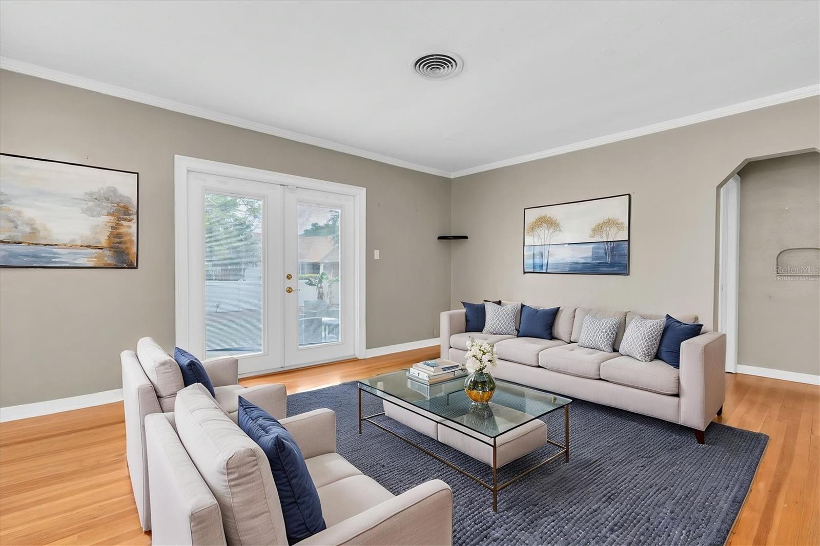 CENTRAL PASADENA - Residential