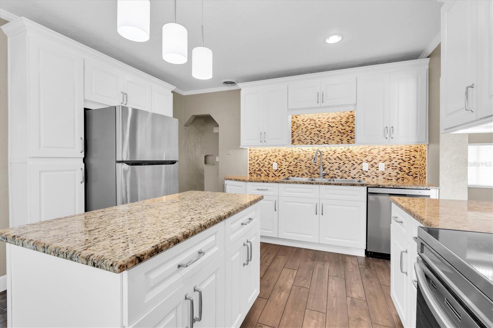 CENTRAL PASADENA - Residential