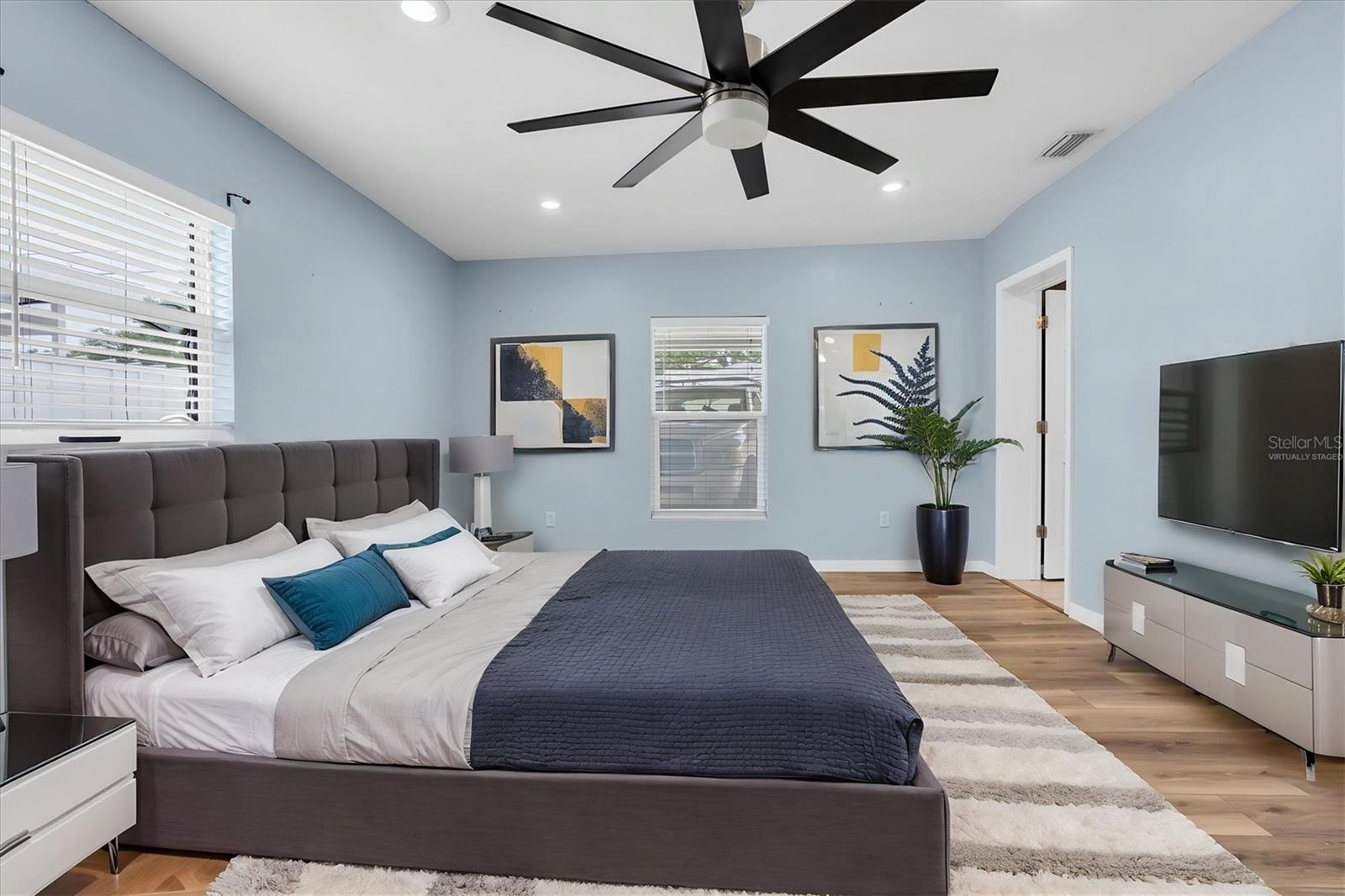 CENTRAL PASADENA - Residential