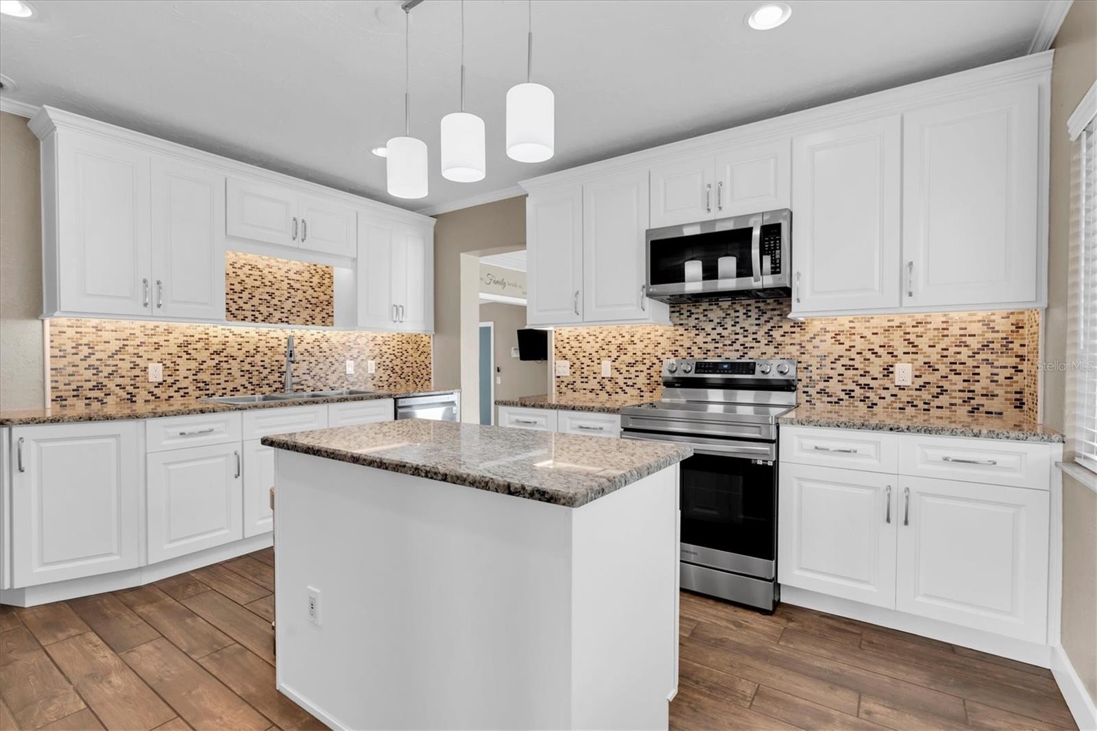 CENTRAL PASADENA - Residential