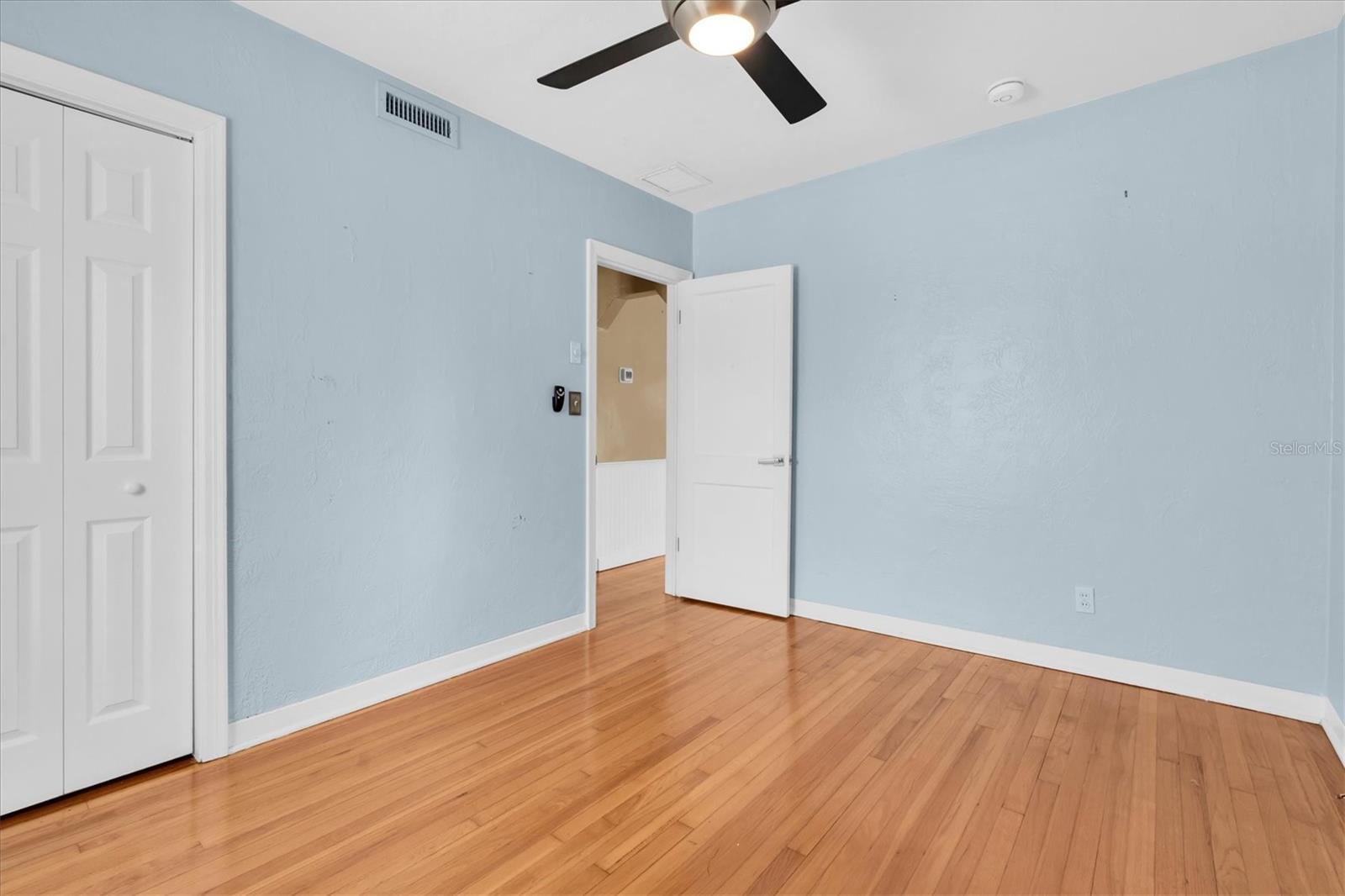 CENTRAL PASADENA - Residential