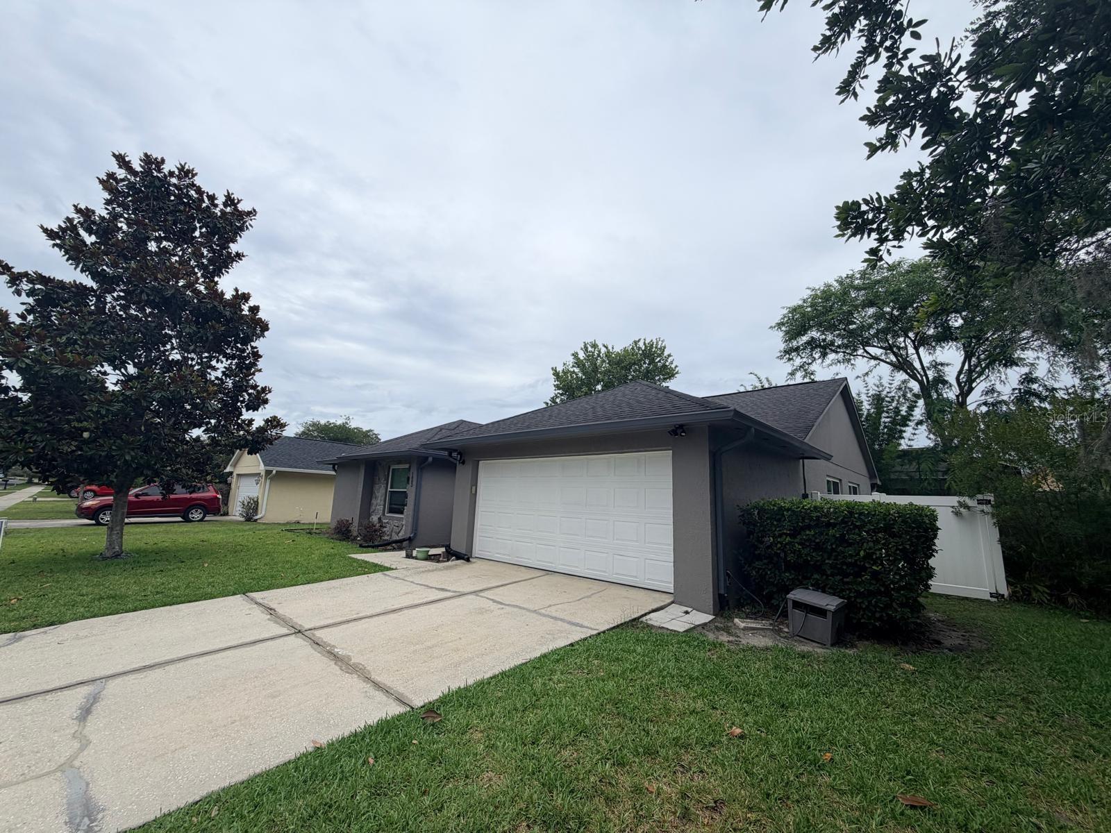 ALAFAYA WOODS PH 10 - Residential