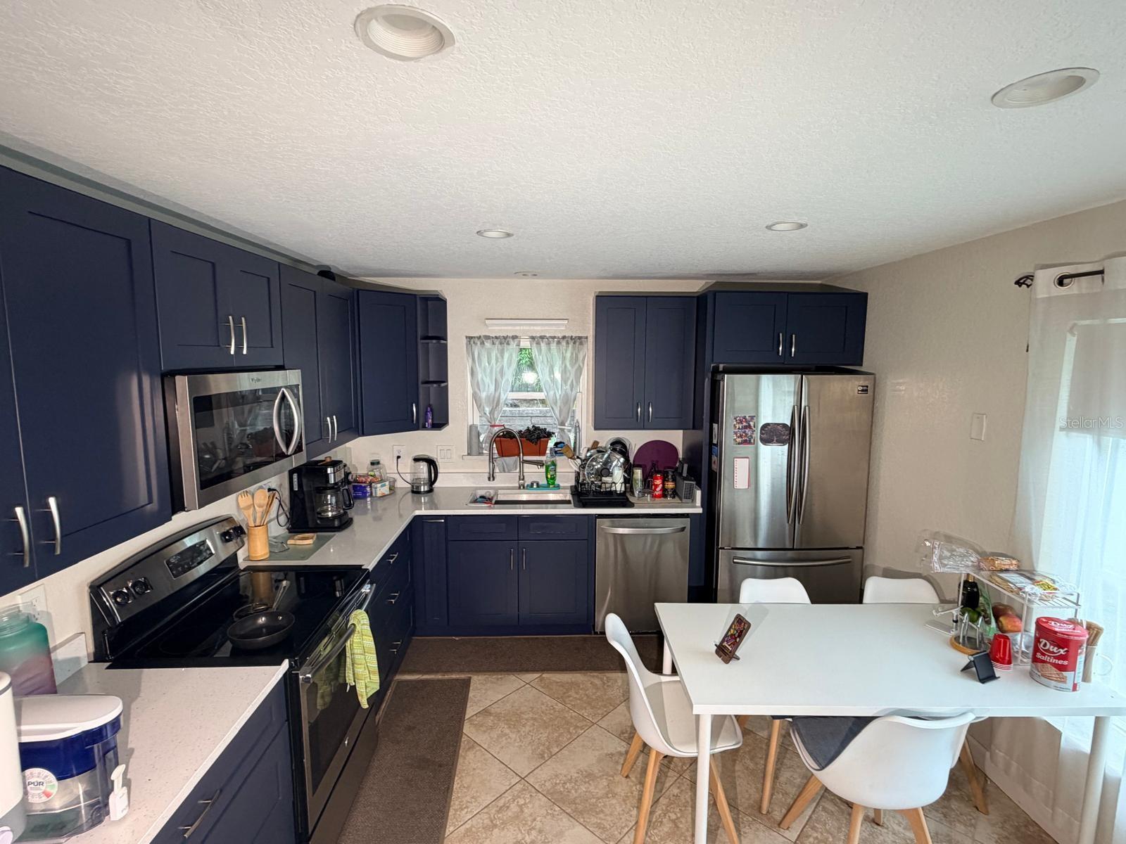 ALAFAYA WOODS PH 10 - Residential