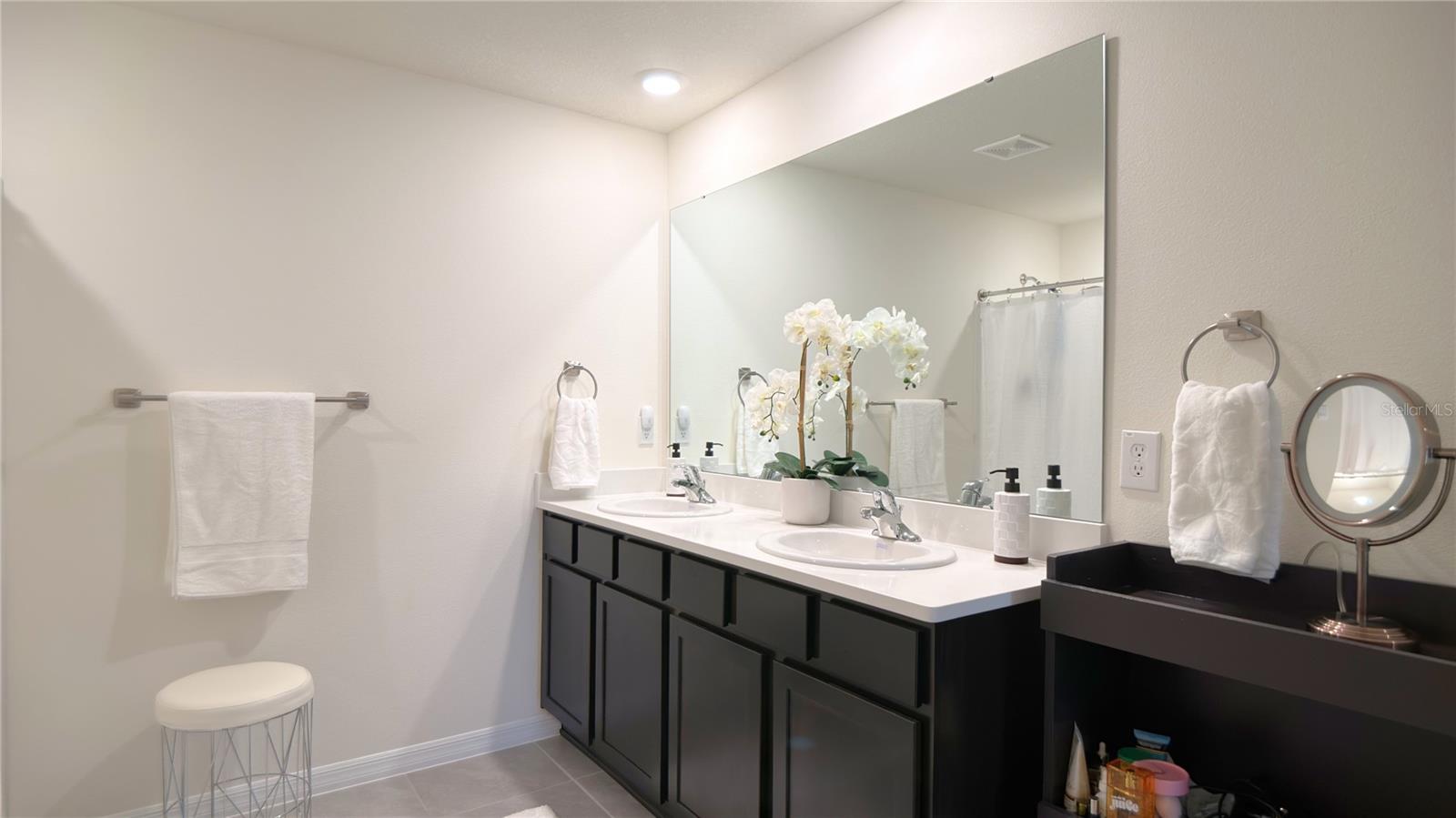 MARION OAKS UN EIGHT FIRST RE - Residential Lease