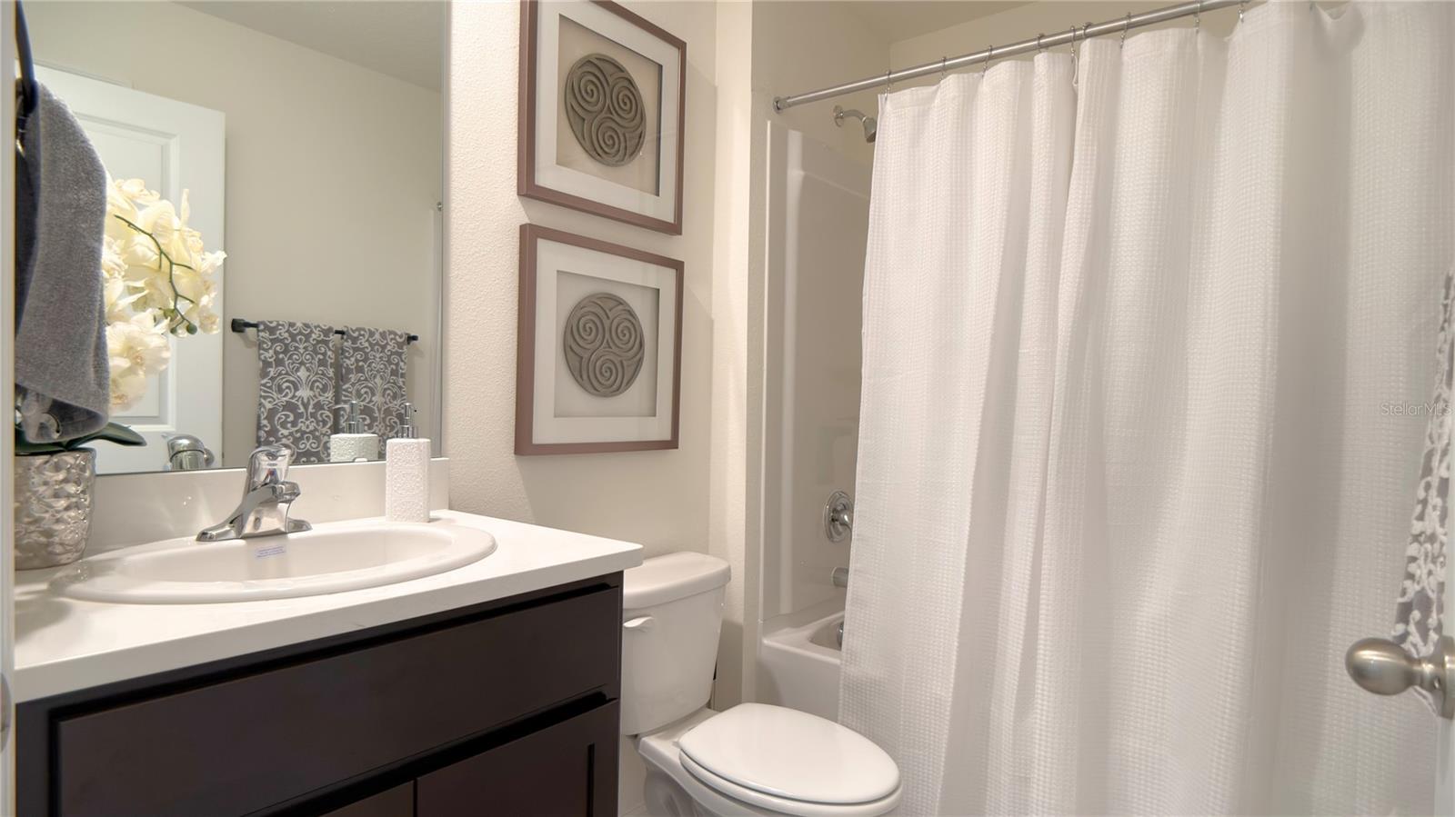 MARION OAKS UN EIGHT FIRST RE - Residential Lease