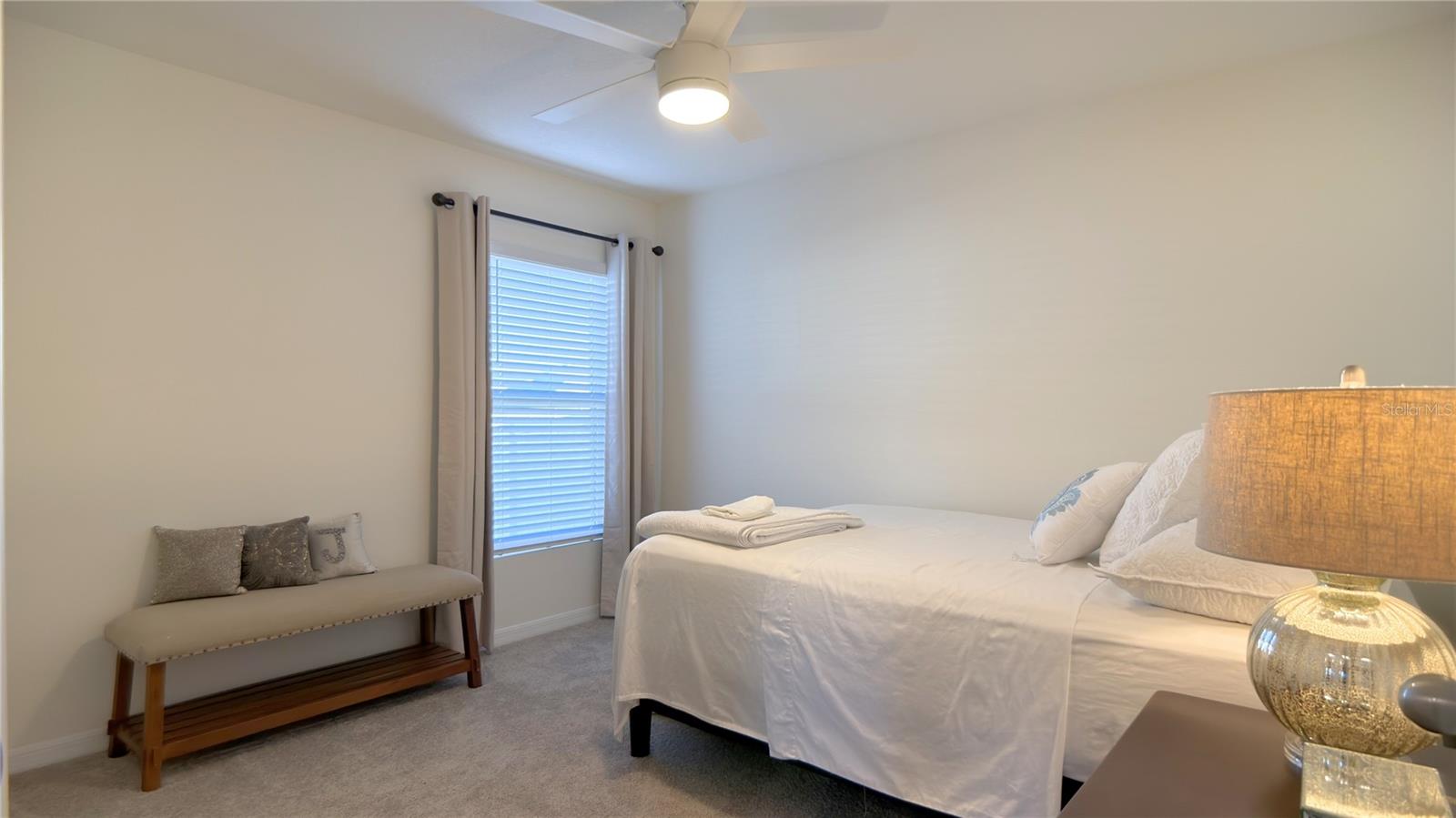 MARION OAKS UN EIGHT FIRST RE - Residential Lease