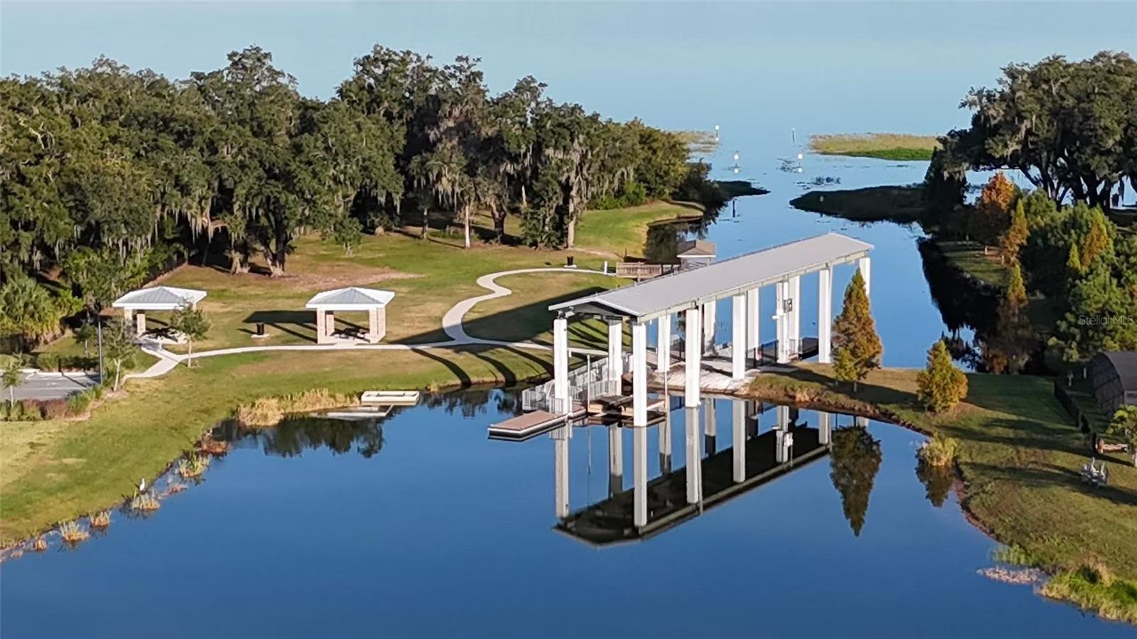 HANOVER LAKES PH 4 - Residential