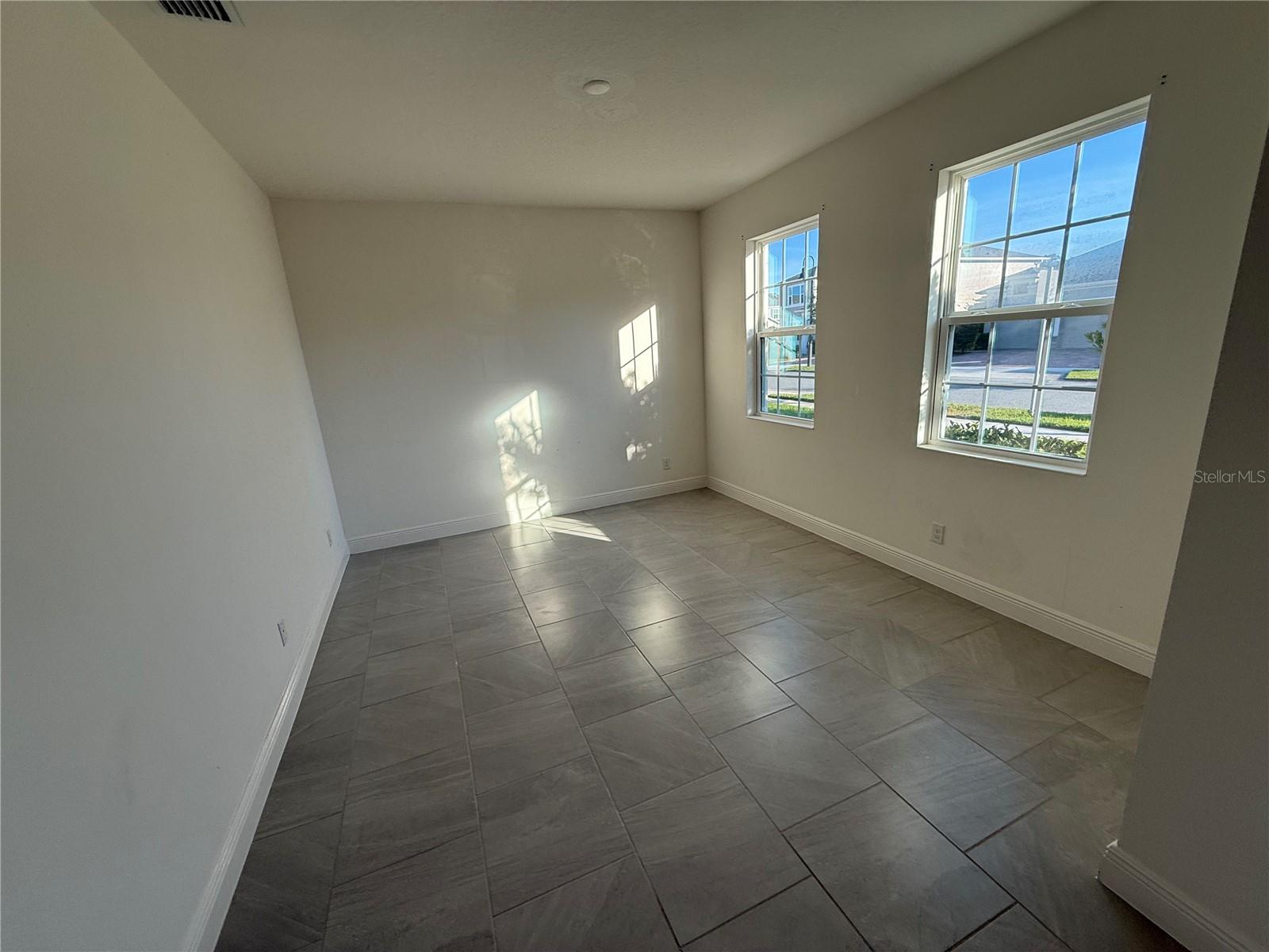 HANOVER LAKES PH 4 - Residential