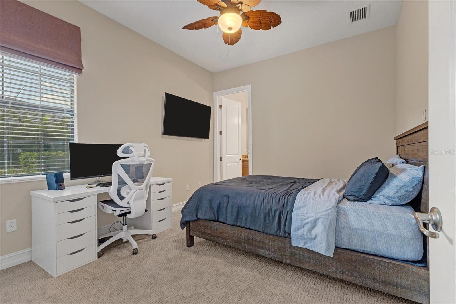 COUNTRY CLUB EAST AT LAKEWD RNCH YY1-4 - Residential