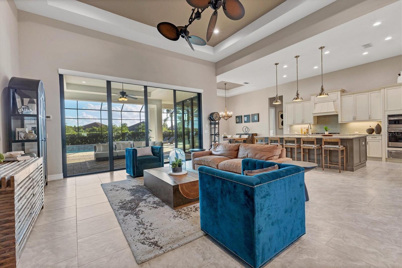 COUNTRY CLUB EAST AT LAKEWD RNCH YY1-4 - Residential