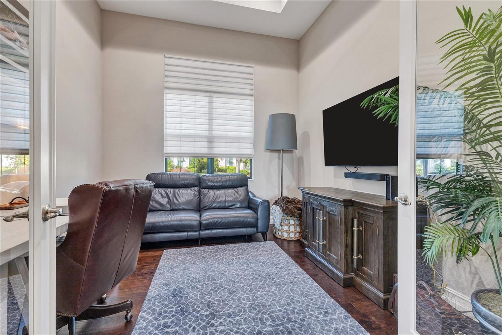 COUNTRY CLUB EAST AT LAKEWD RNCH YY1-4 - Residential