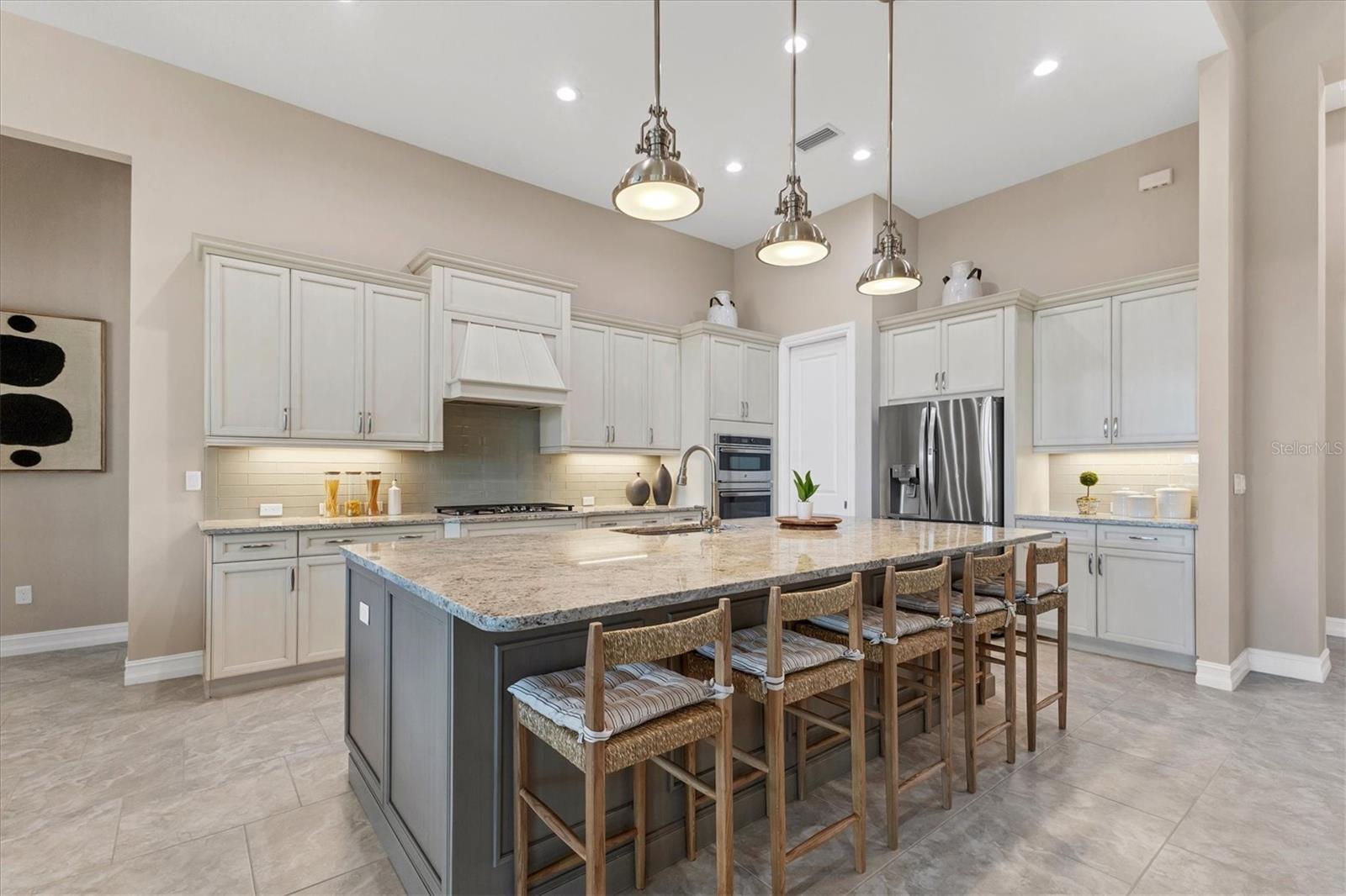 COUNTRY CLUB EAST AT LAKEWD RNCH YY1-4 - Residential