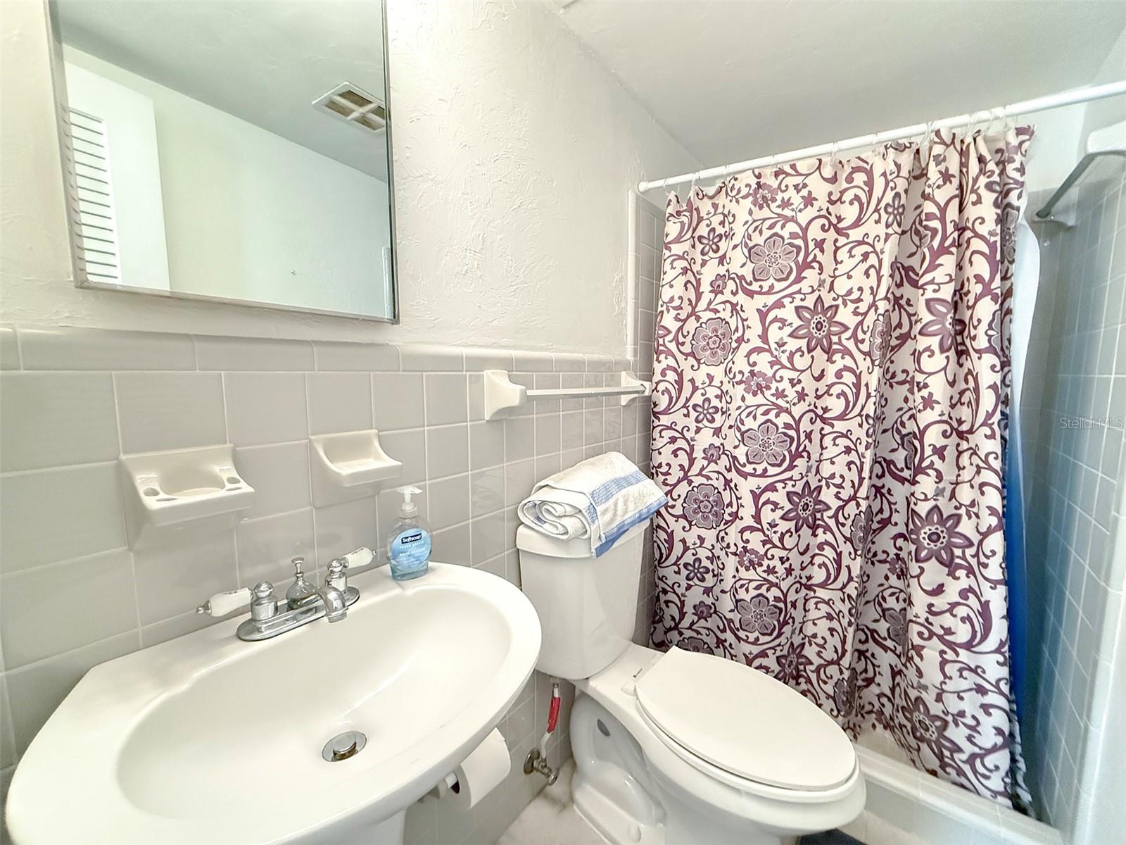 PARK LANE - Residential Lease