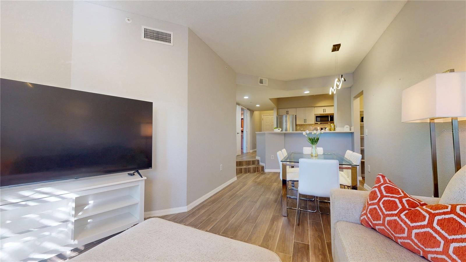 MADISON AT SOHO 02 CONDO - Residential