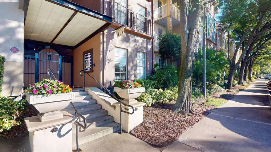 FANTASTIC LOCATION! This stunning, remodeled condo offers the perfect blend of style and comfort. This condo is located on the second floor in a quiet area of Madison SOHO, and within walking distance of popular bars and restaurants. Home features an open-concept layout, Italian porcelain tile throughout—no carpet, and a balcony. The fully renovated kitchen includes stainless steel appliances (Whirlpool and Bosch), shaker cabinets with soft-close doors/drawers, paired with quartz countertops and a beautiful tile backsplash. For added storage and convenience, there is a dedicated laundry room with a washer and dryer, and a new tankless water heater. The $546 monthly HOA fee (one of the LOWEST in the South Tampa area) includes water, sewer, trash, and access to resort-style amenities such as a pool, hot tub, BBQ grill, lounge chairs, and picnic tables. This condo also comes with an easily accessible garage parking space. Live in the heart of South Tampa, with Publix Supermarket across the street and a short walk to many restaurants and bars. Make this your new home in 2026!3-D Walking Tour: https://my.matterport.com/show/?m=RzxzmHKEDaF&mls=1