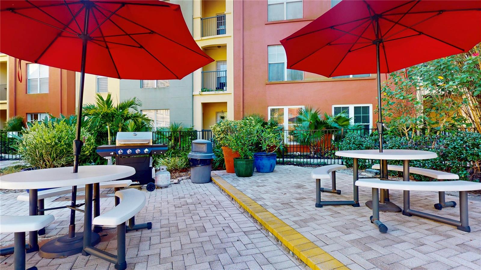 MADISON AT SOHO 02 CONDO - Residential