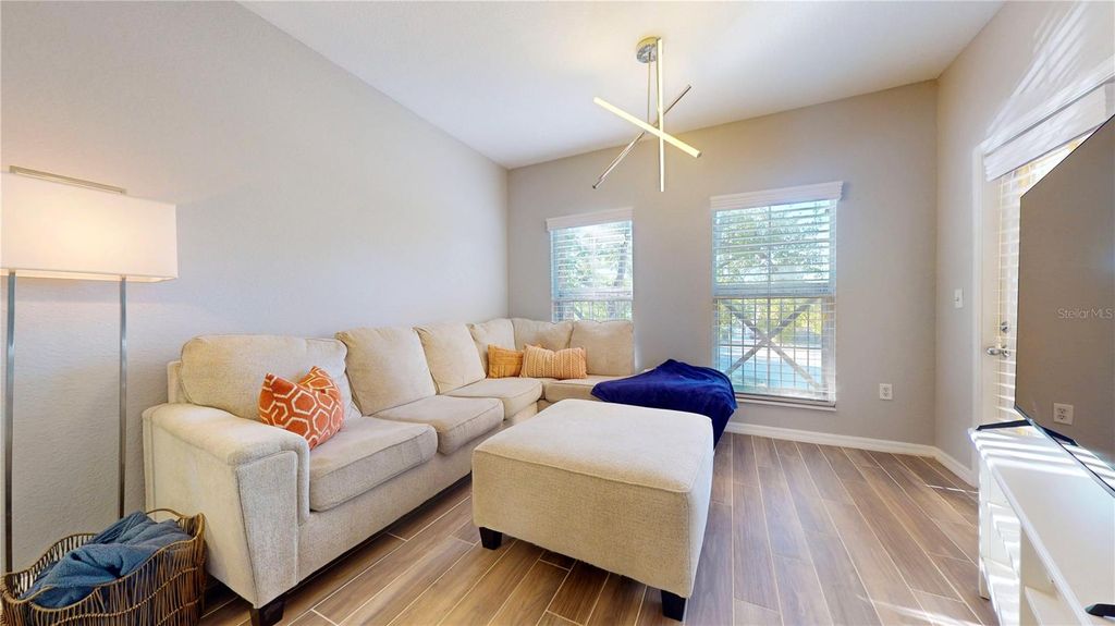 Photo of 410 S Armenia Avenue #922, Tampa, FL 33609 (MLS # TB8457768)