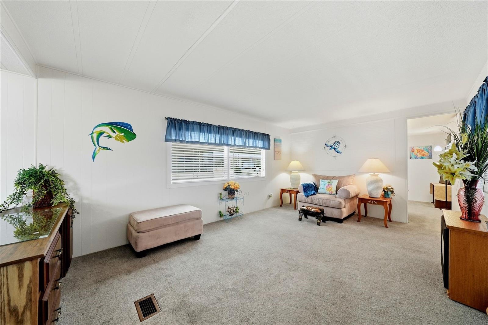 12116 HORSESHOE LANE