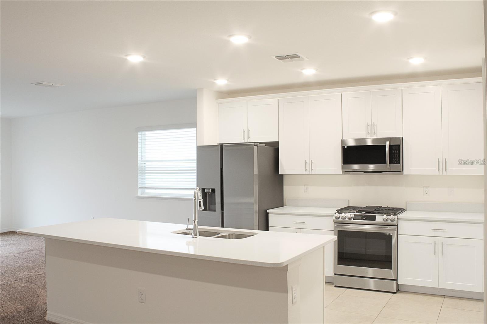 1162 OAK BLUFF DRIVE