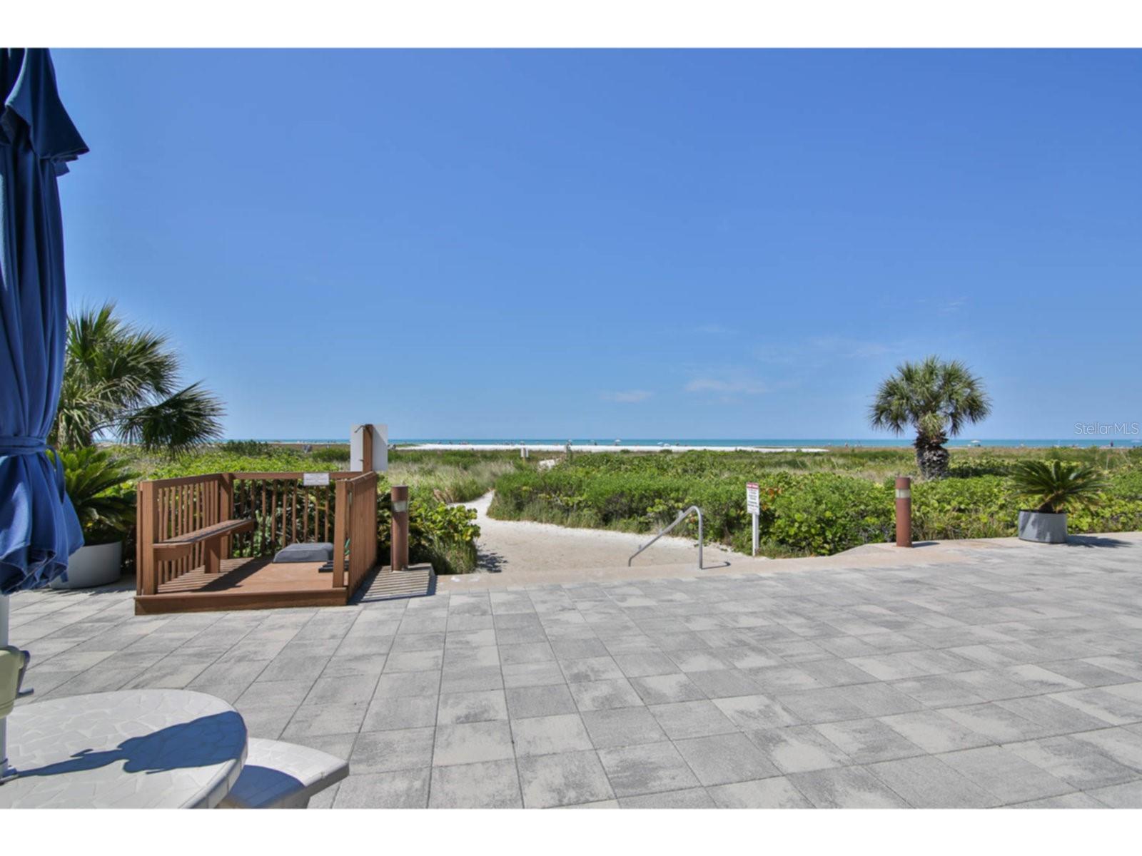 TERRACE - Residential Lease