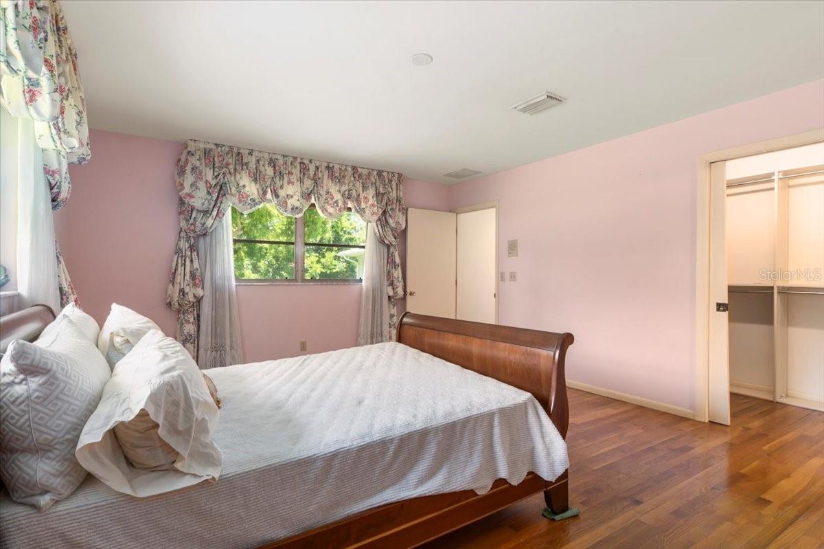 HARBOR ACRES - Residential