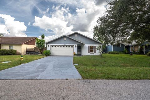 A home in WINTER HAVEN