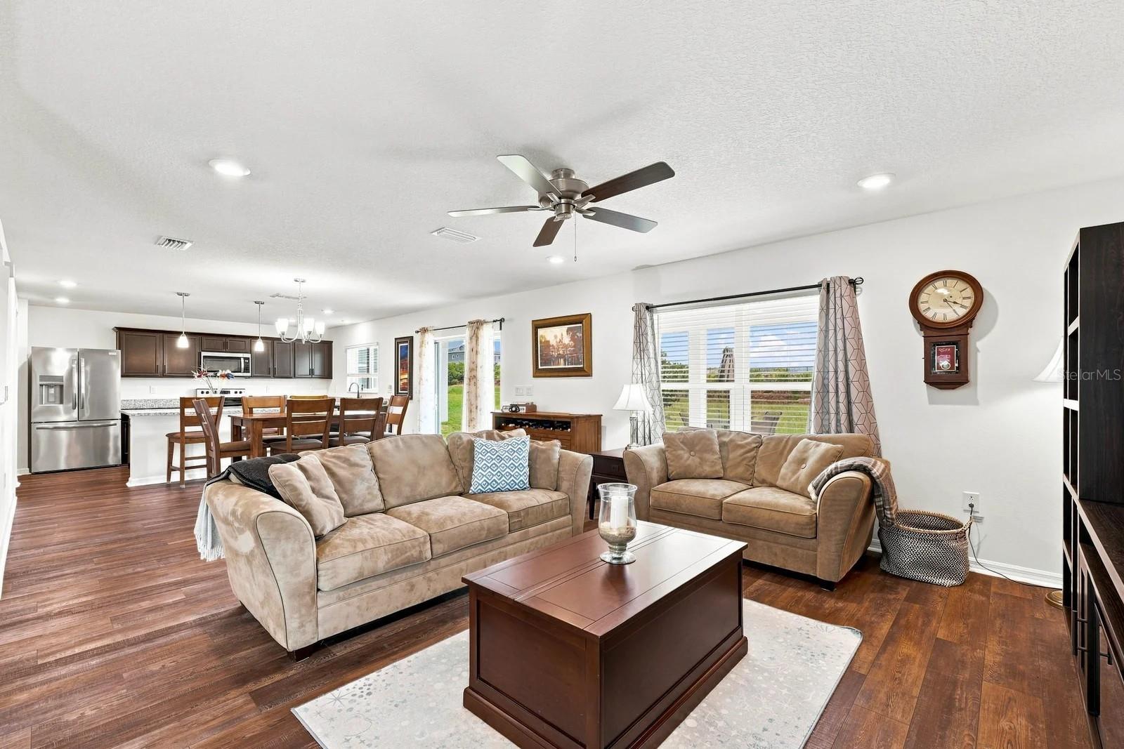 455 OVERPOOL AVENUE