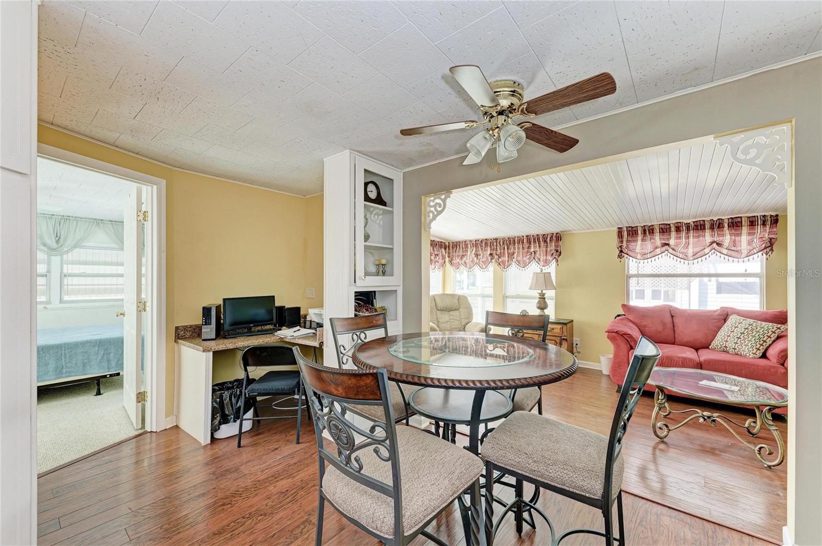 CHATEAU VILLAGE CO-OP - Residential