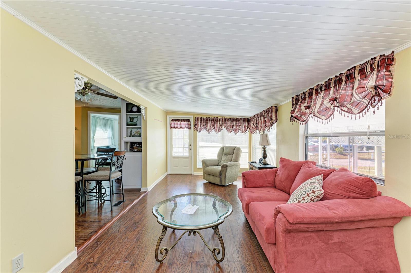 CHATEAU VILLAGE CO-OP - Residential