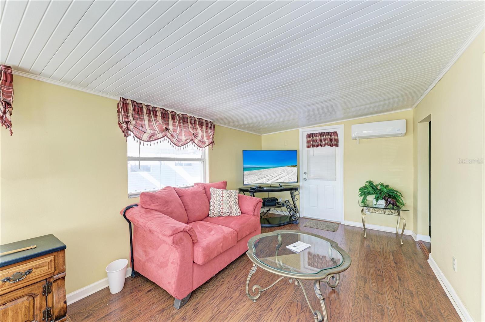 CHATEAU VILLAGE CO-OP - Residential