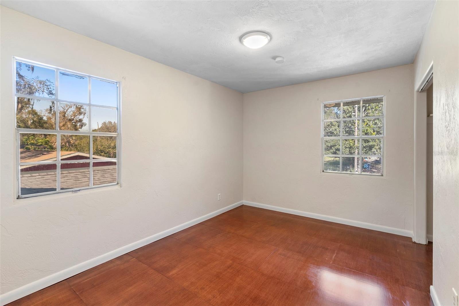 DELAND - Residential