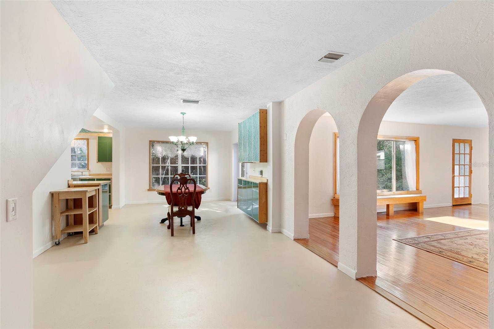 DELAND - Residential