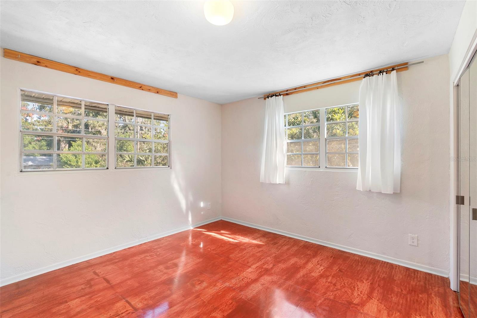 DELAND - Residential