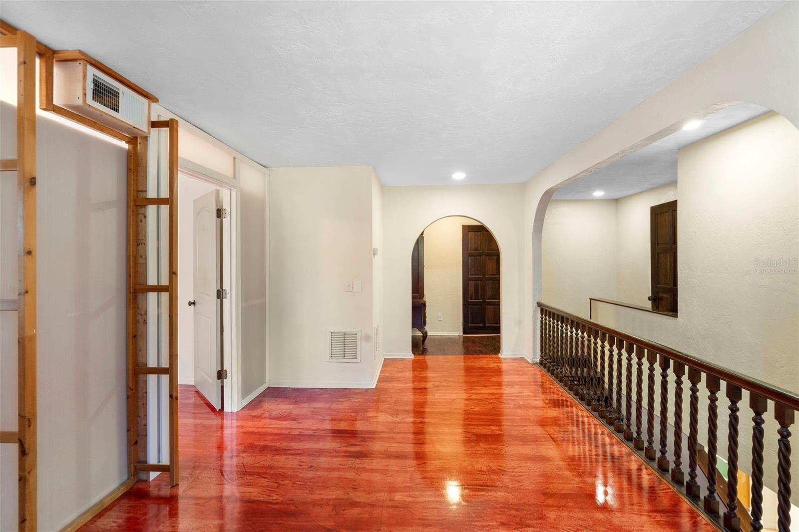 DELAND - Residential