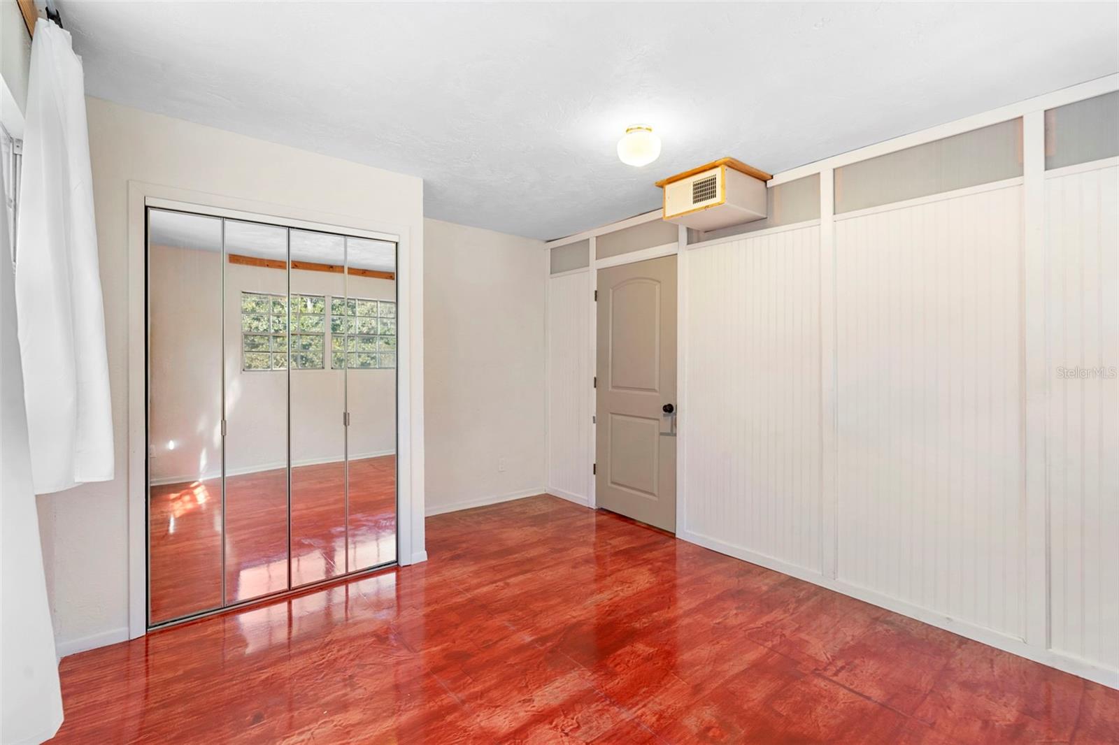 DELAND - Residential