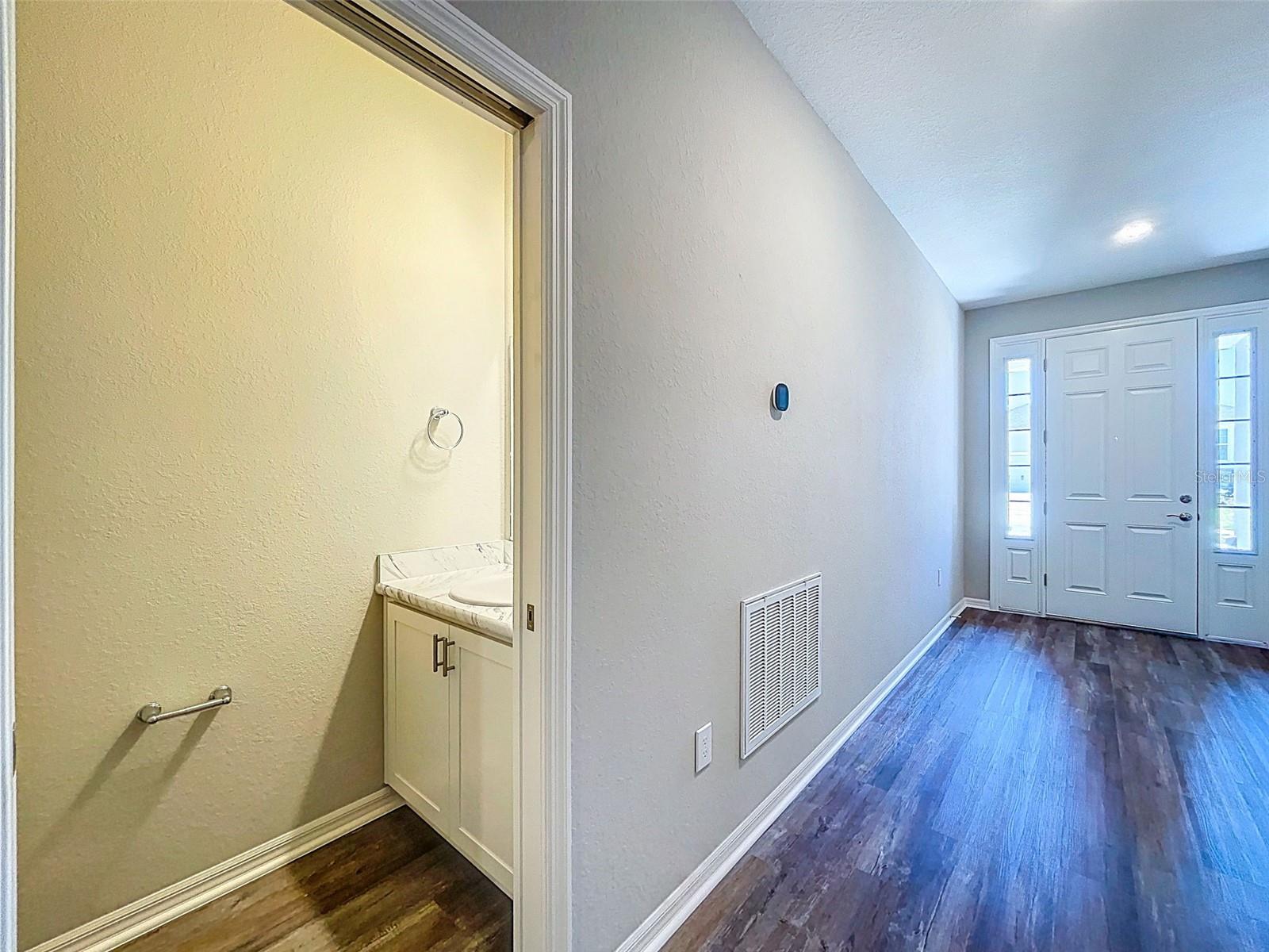 GENEVA LNDGS PH 2 - Residential Lease
