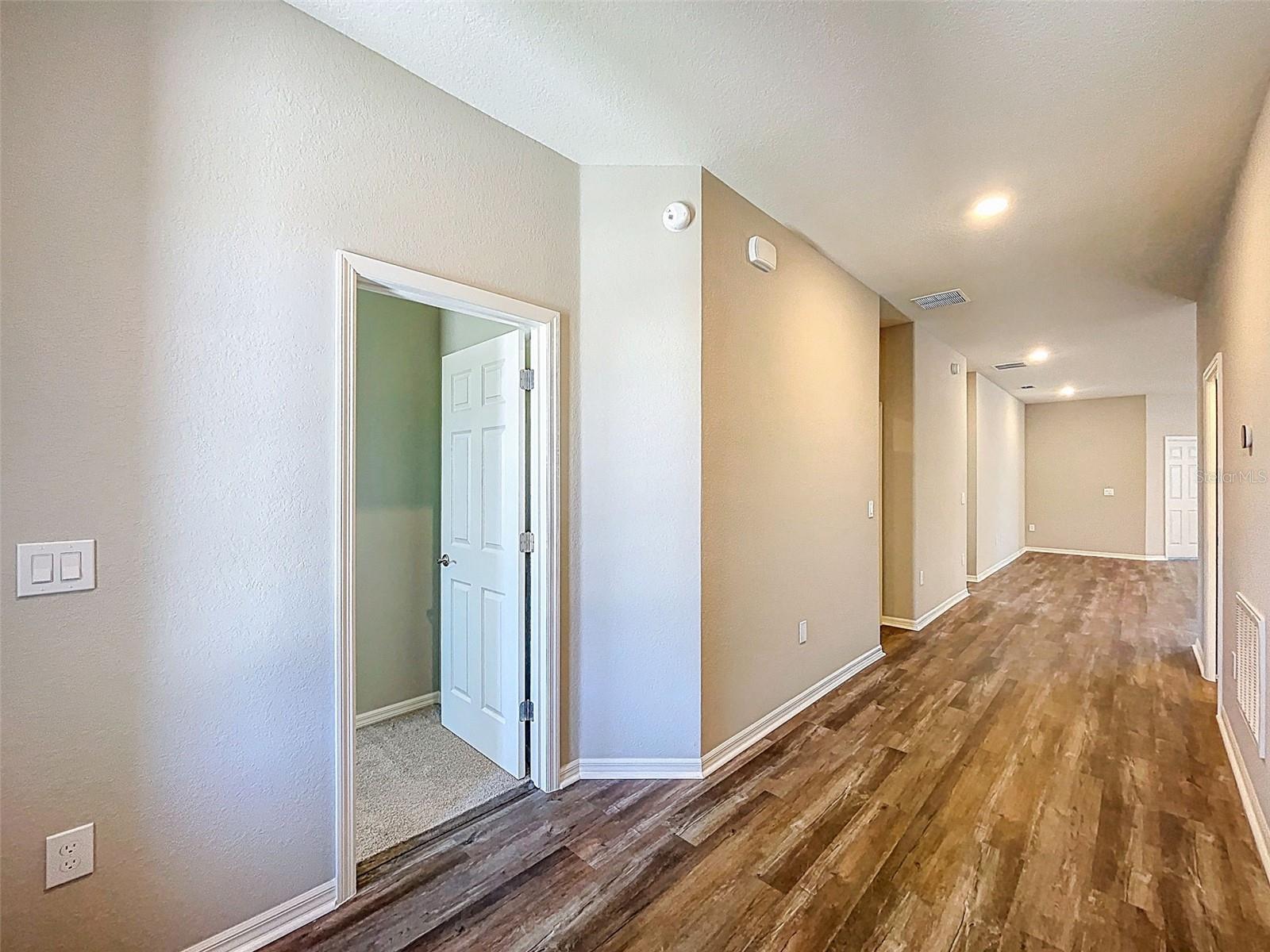GENEVA LNDGS PH 2 - Residential Lease