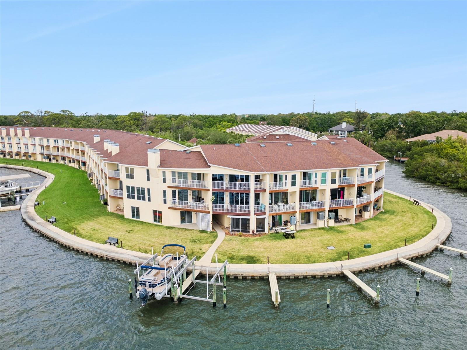 SEASIDE ESTATES - Residential