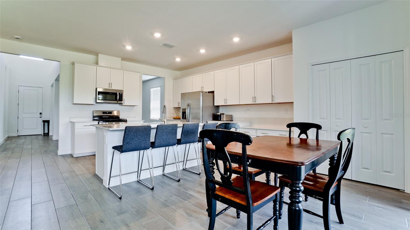 LORRAINE LAKES PH IIB-3 & IIC - Residential