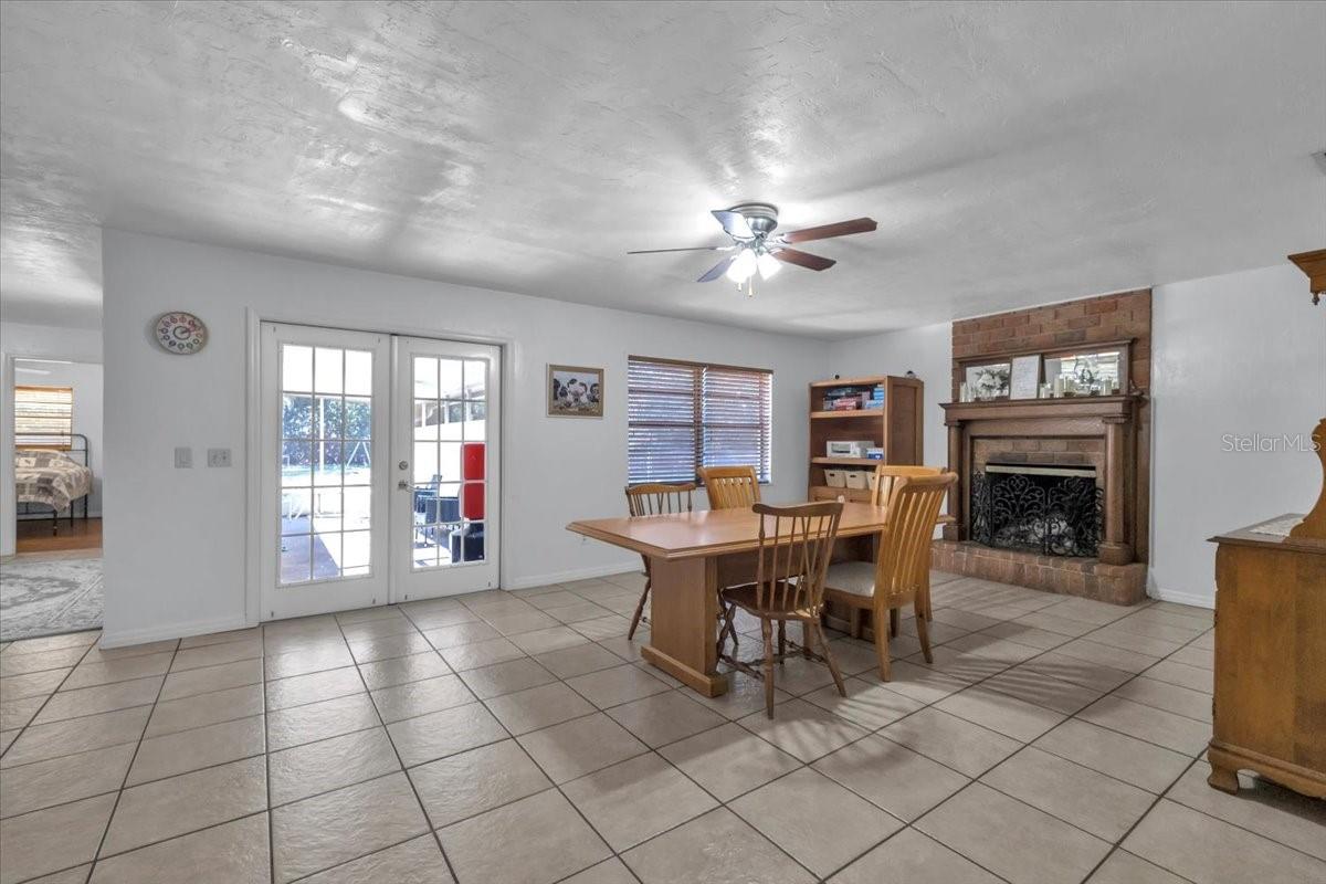 OAKMONT - Residential