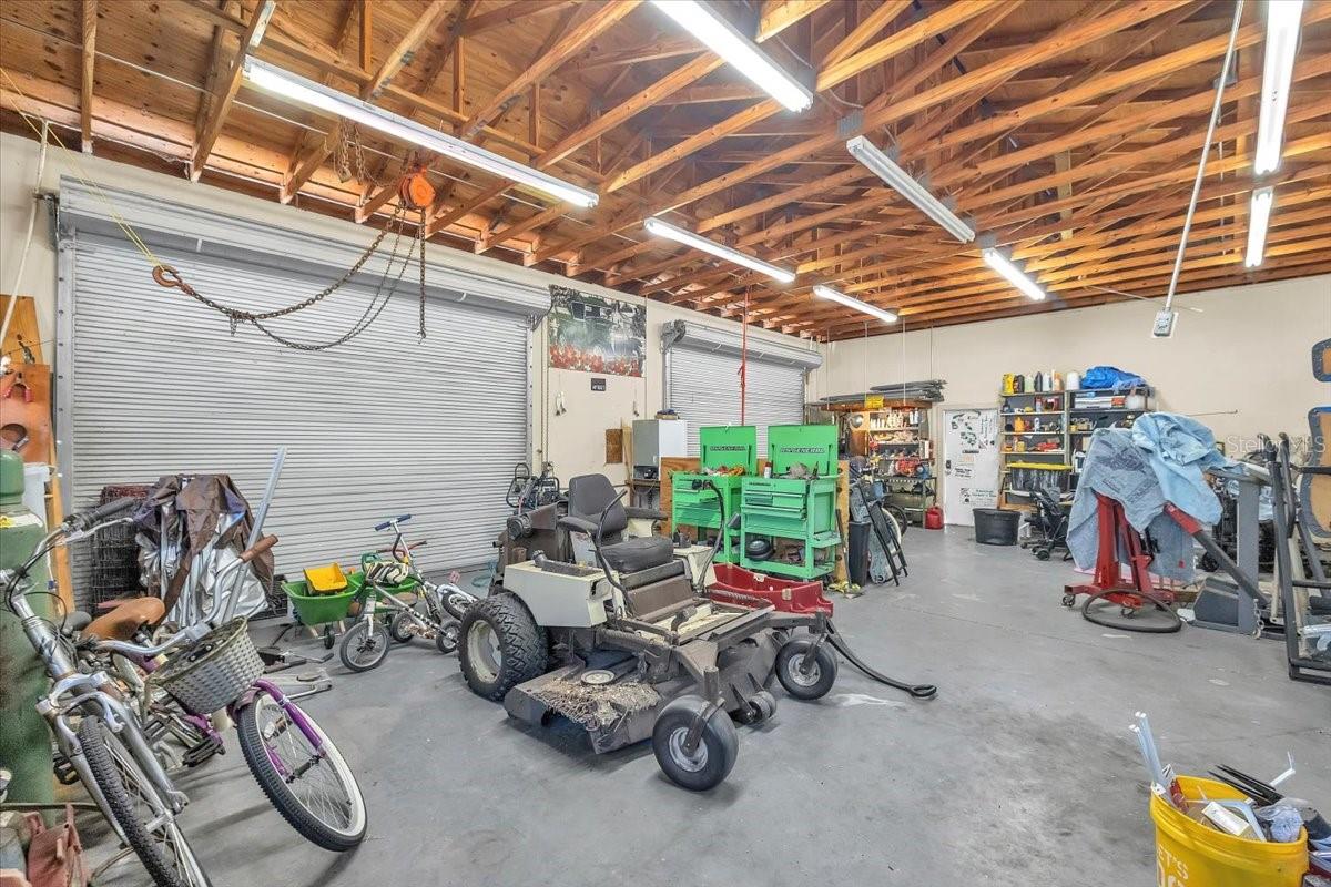 OAKMONT - Residential