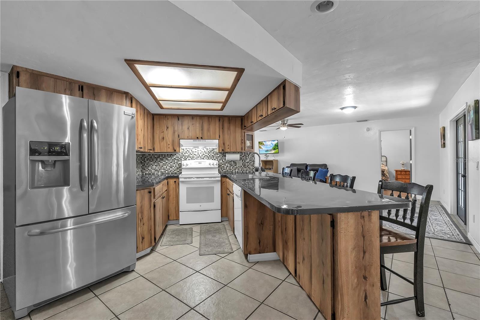 OAKMONT - Residential