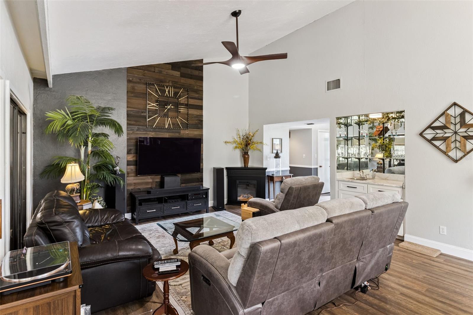 GRENELEFE TWNHSE AREA - Residential