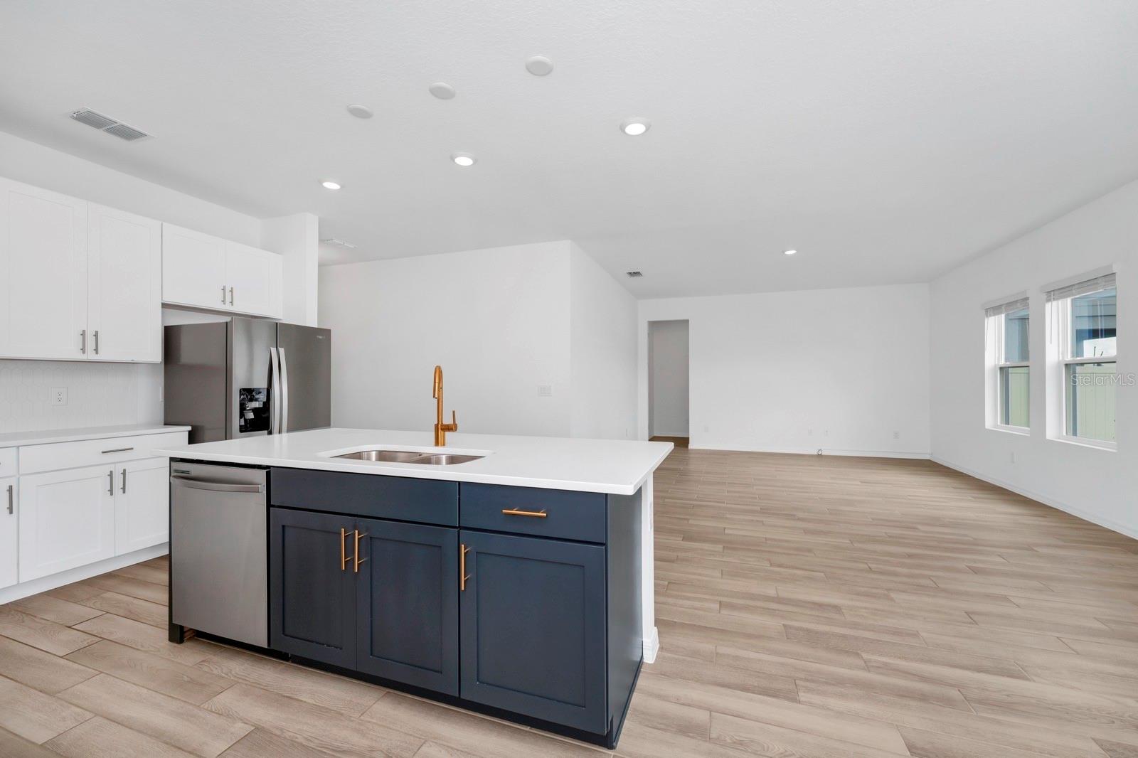 2222 DERWENT DRIVE
