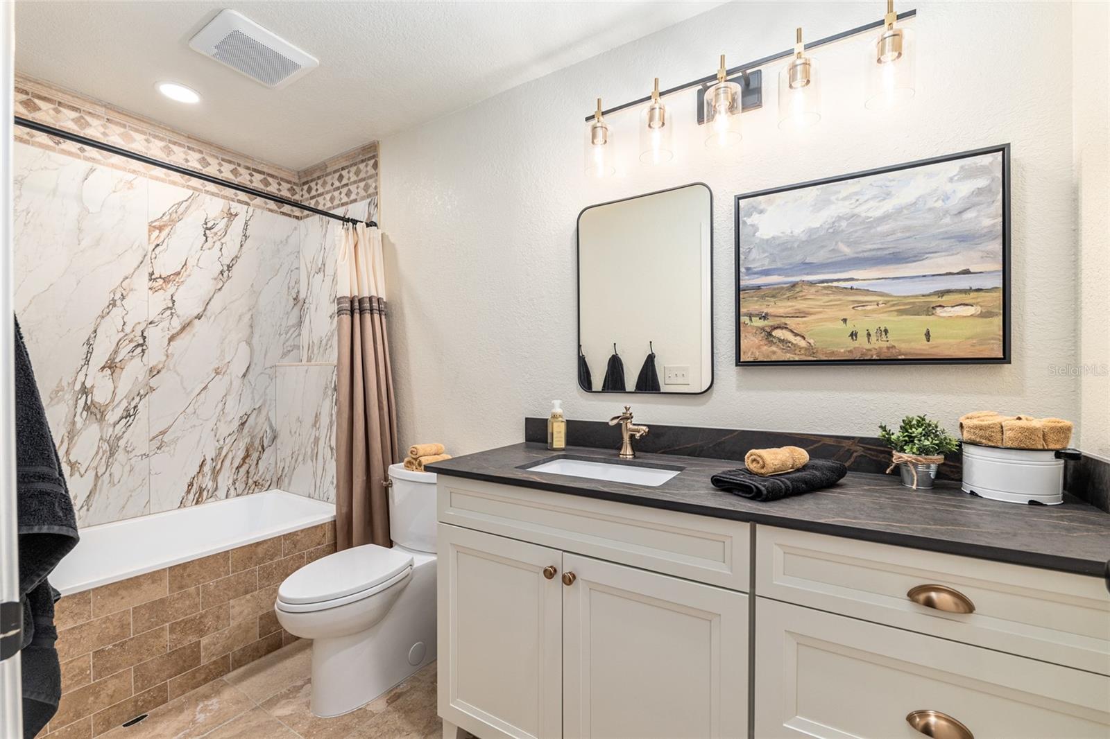 CINNAMON HILLS ESTATES PH II - Residential