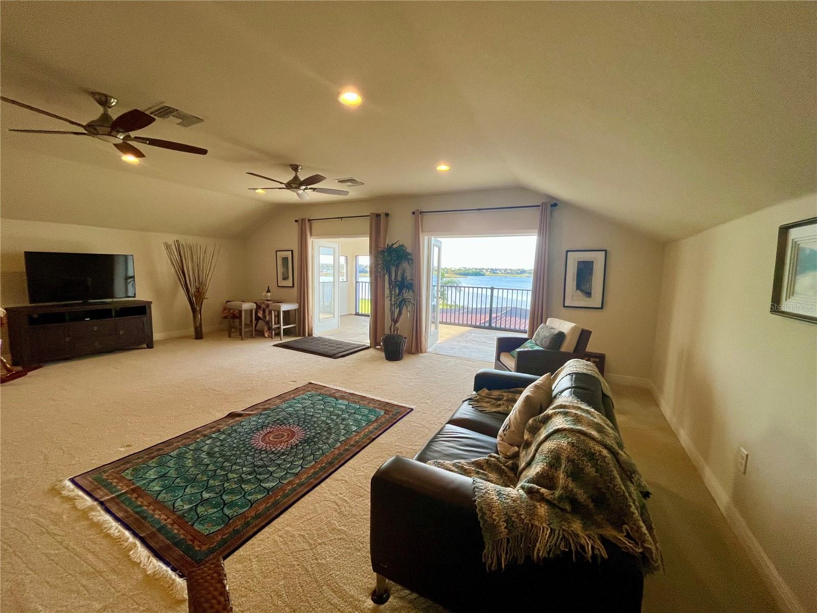 LUCAYA LAKE CLUB PH 1C - Residential