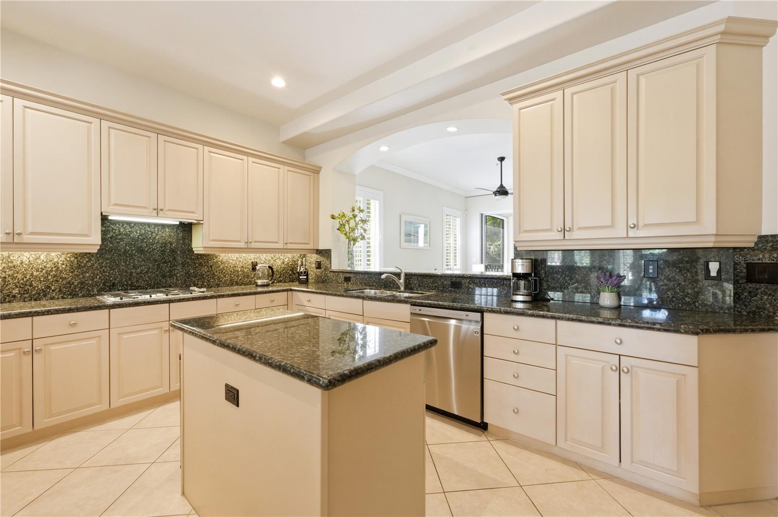 CASTILLO I AT TIBURON - Residential