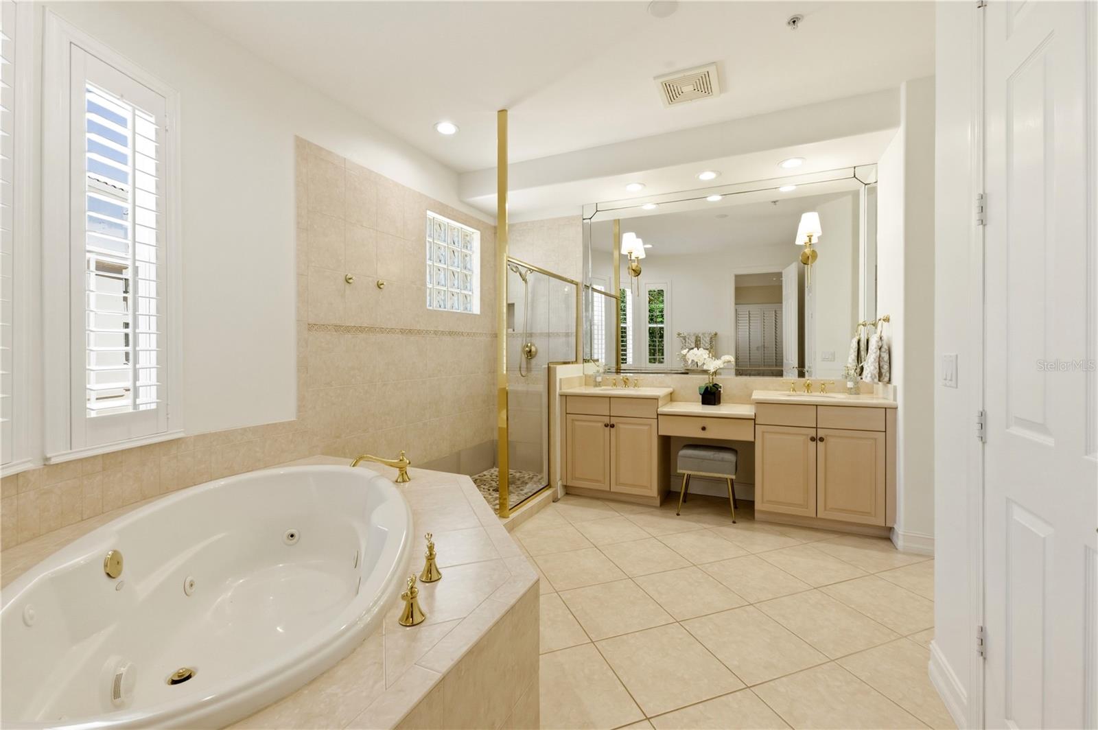 CASTILLO I AT TIBURON - Residential