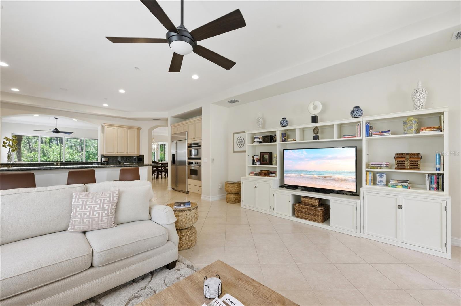 CASTILLO I AT TIBURON - Residential