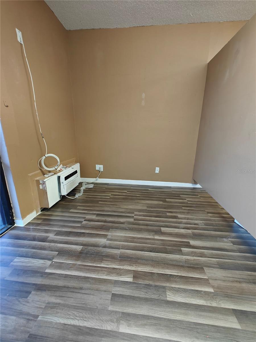 ALLIANCE - Commercial Lease